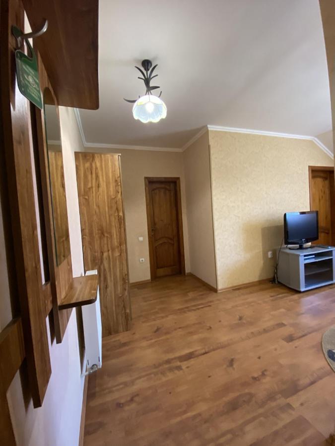 Hotel Edelweiss Polyana (Transcarpathia)